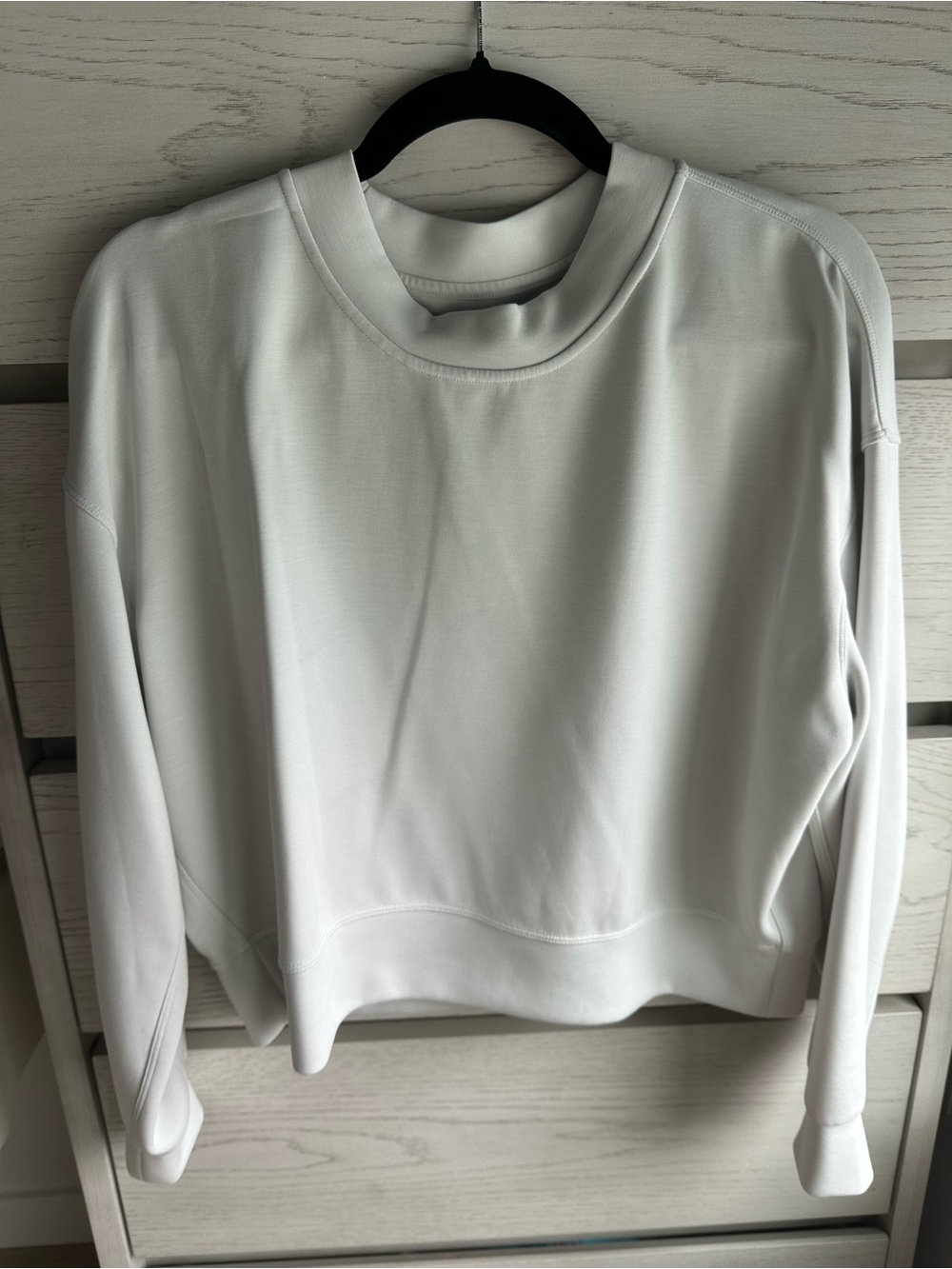 Women's Lululemon Size 6 Softstream Perfectly Oversized Cropped Crew in Vapor